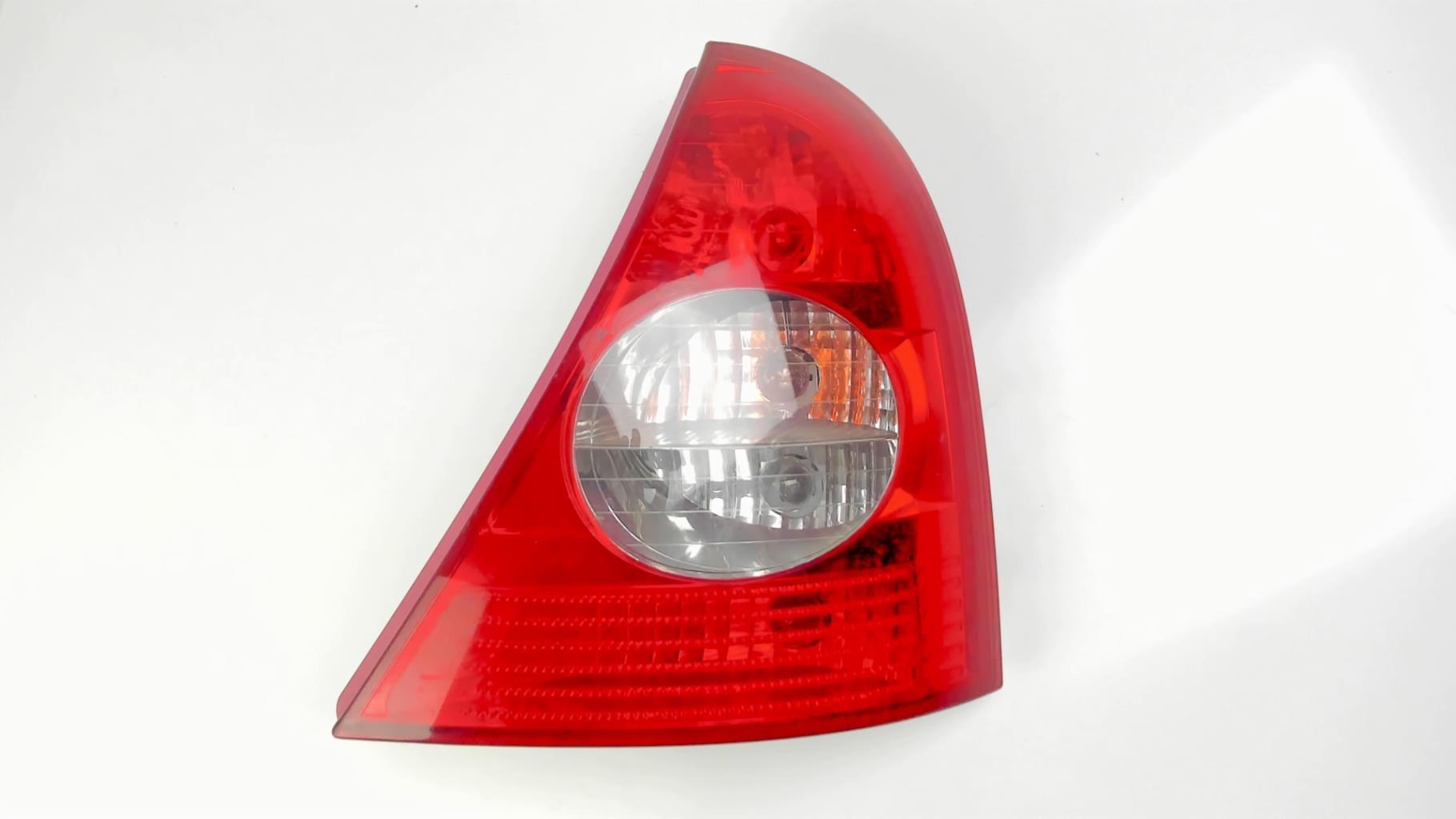 Feu arrière principal droit (feux) Renault CLIO 2 PHASE 2 (2003) vente flash